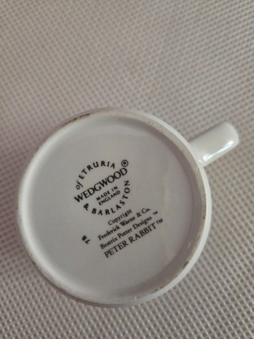 Peter Rabbit Collectable cup - Picture 3 of 6